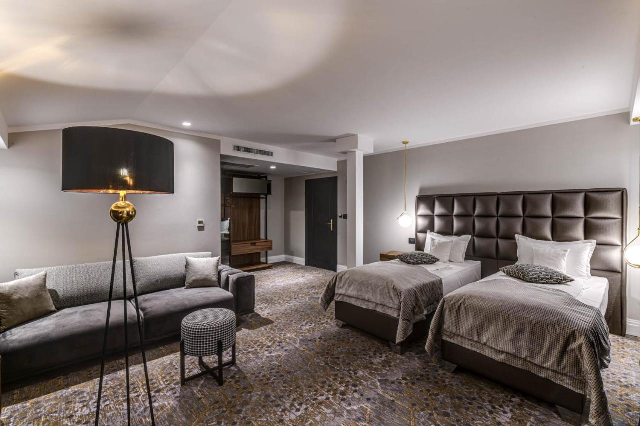 Hotel Boutique Donna Anna Giroc Ngoại thất bức ảnh
