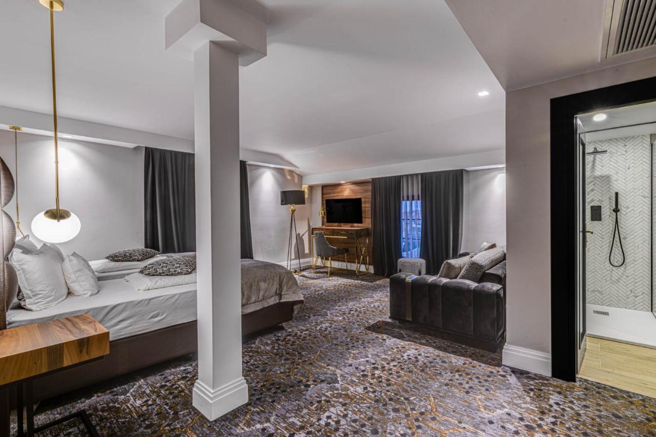 Hotel Boutique Donna Anna Giroc Ngoại thất bức ảnh