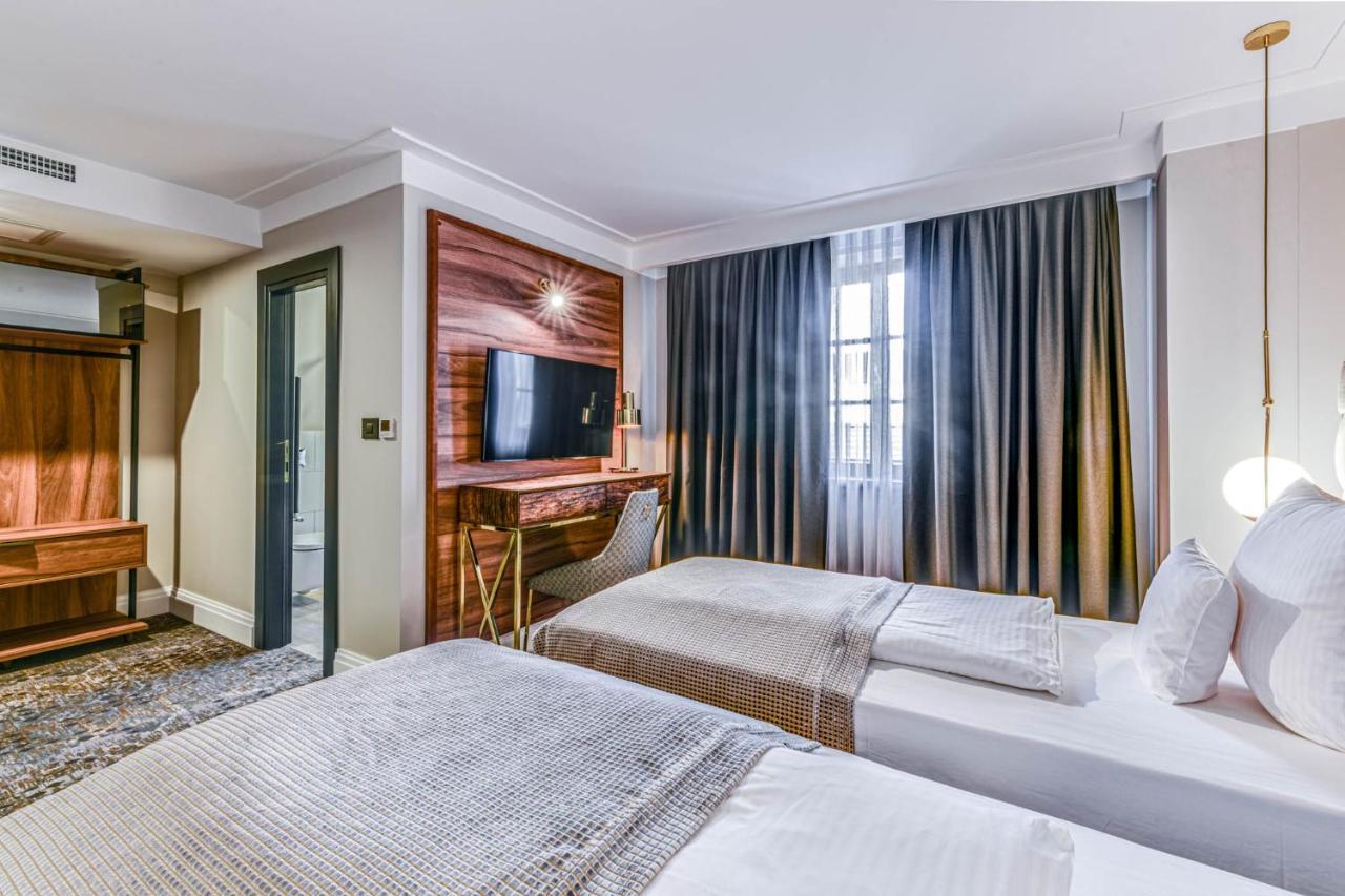 Hotel Boutique Donna Anna Giroc Ngoại thất bức ảnh