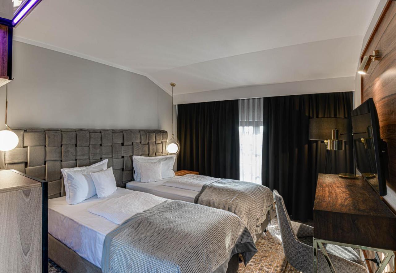 Hotel Boutique Donna Anna Giroc Ngoại thất bức ảnh