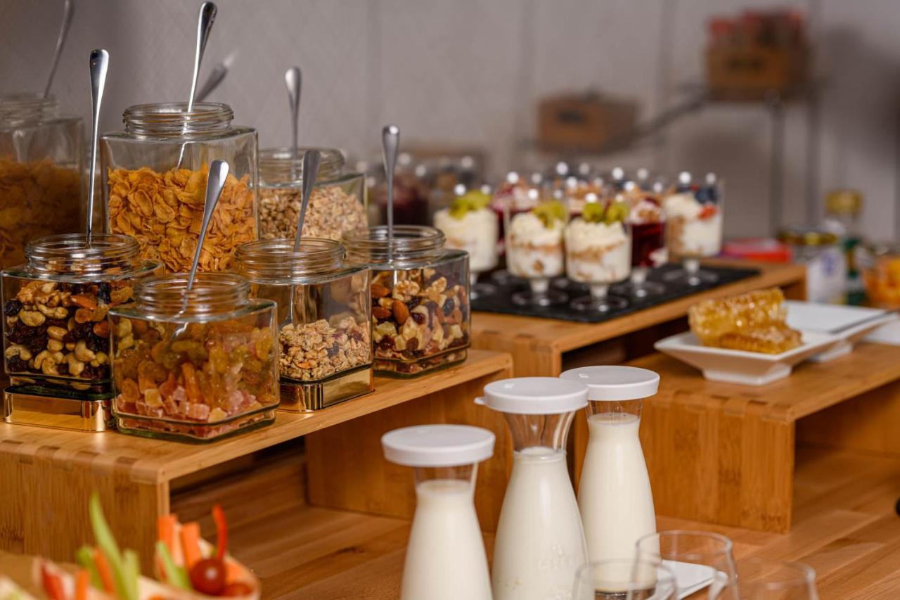 Hotel Boutique Donna Anna Giroc Ngoại thất bức ảnh