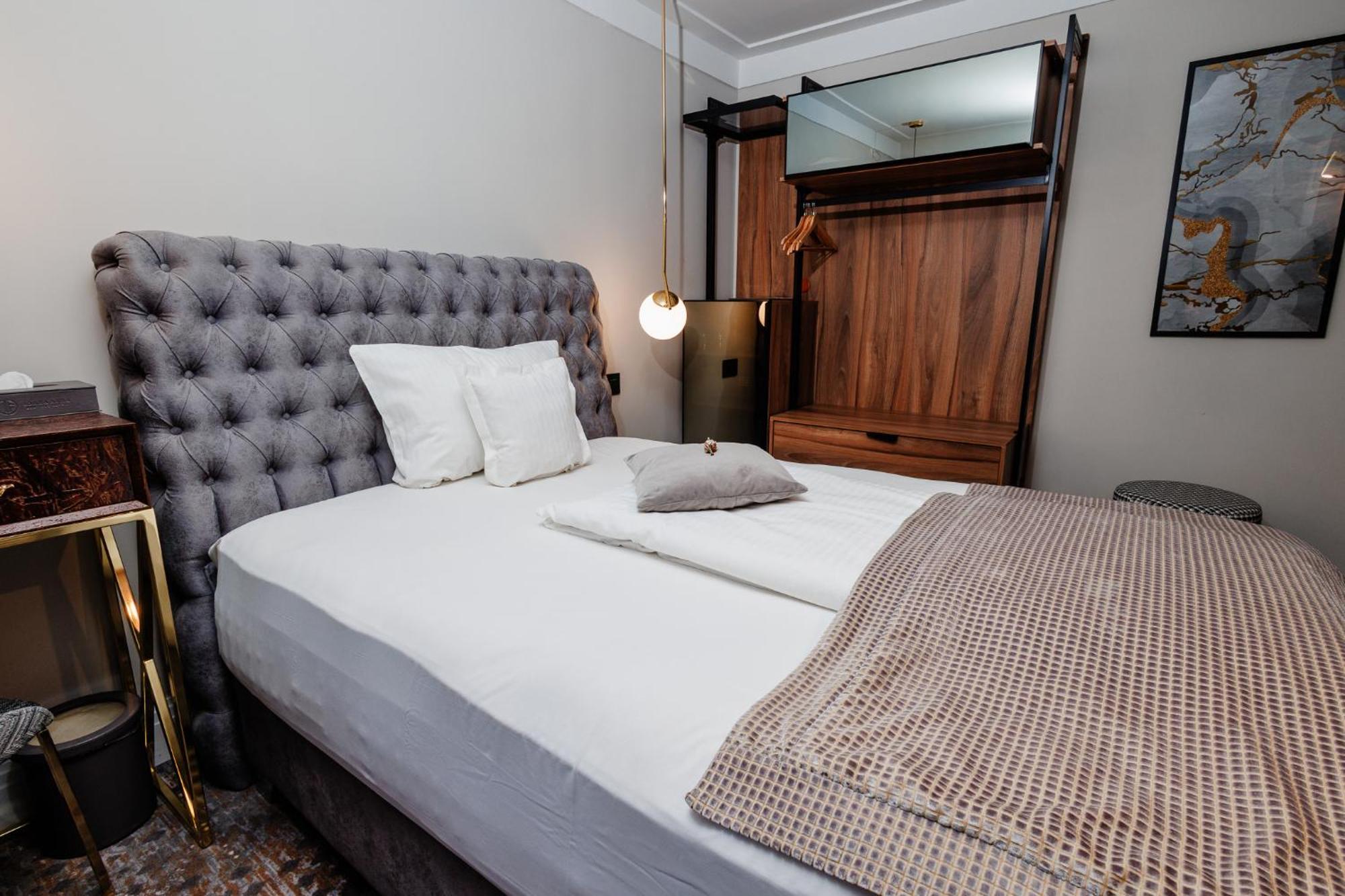 Hotel Boutique Donna Anna Giroc Ngoại thất bức ảnh
